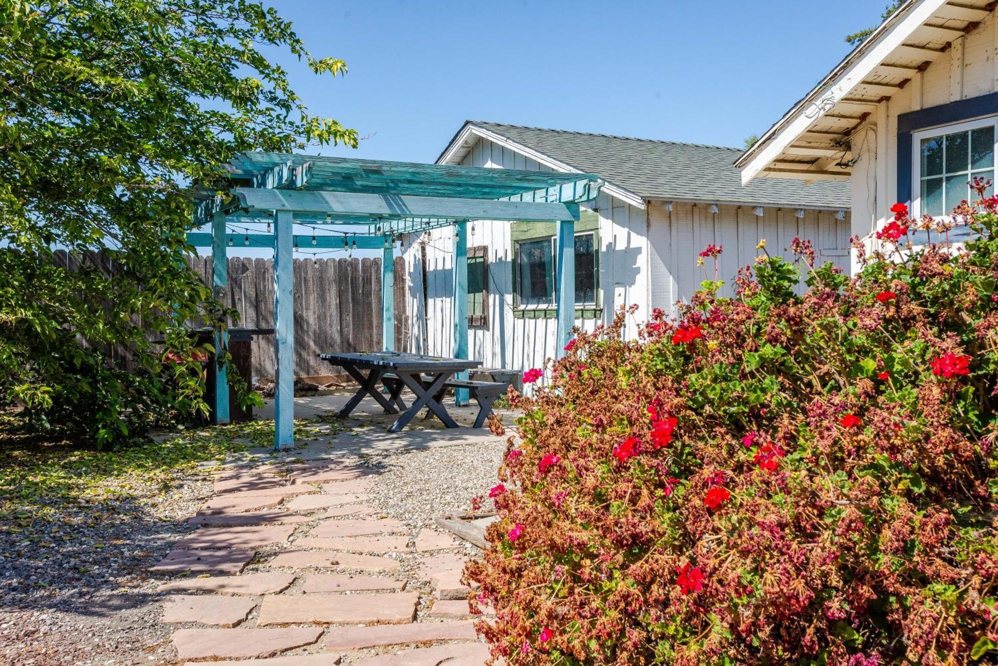 Den Street Cottage Лос-Аламос Экстерьер фото